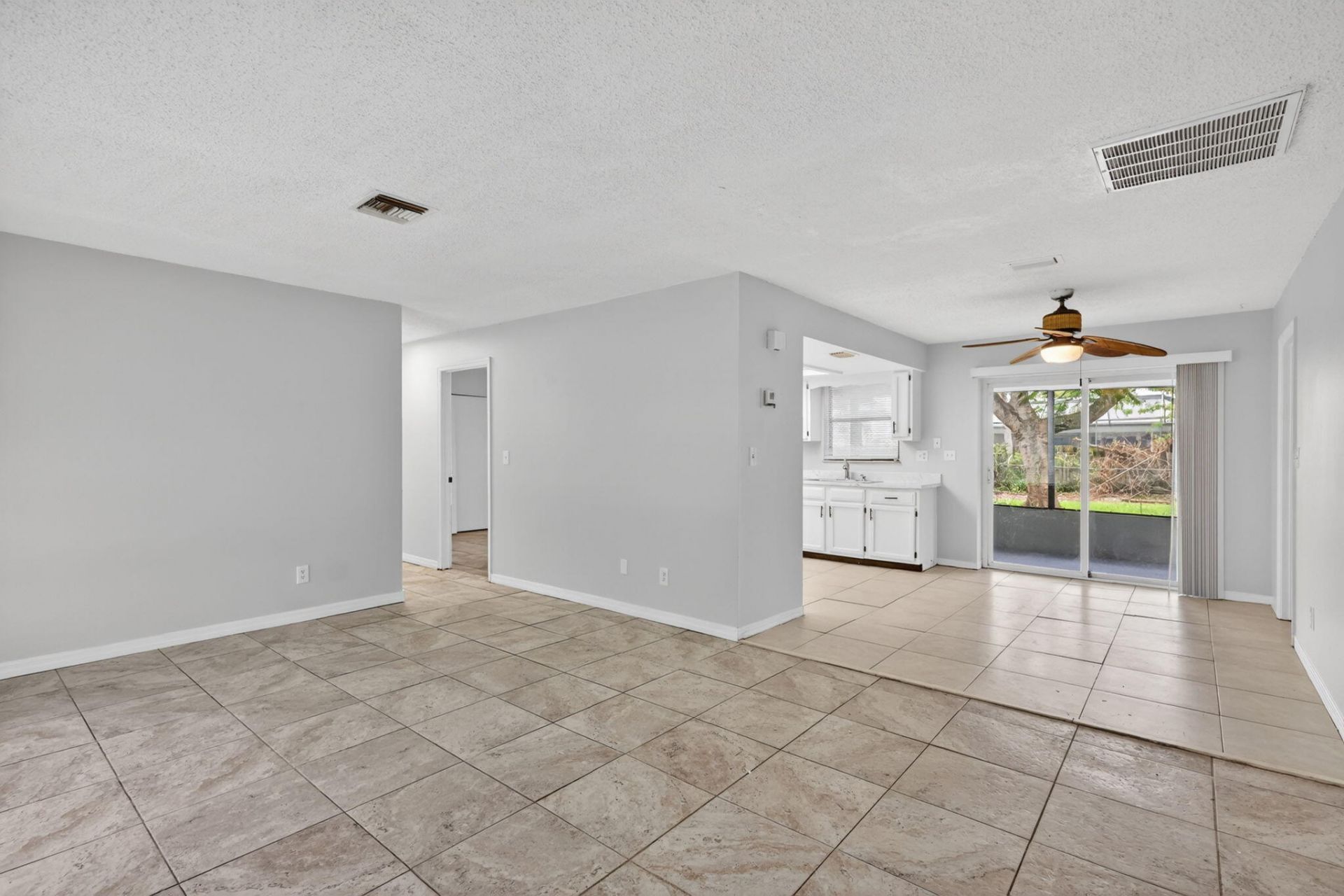 941 SE Atlantus Avenue, Port Saint Lucie, FL 34983 Photo