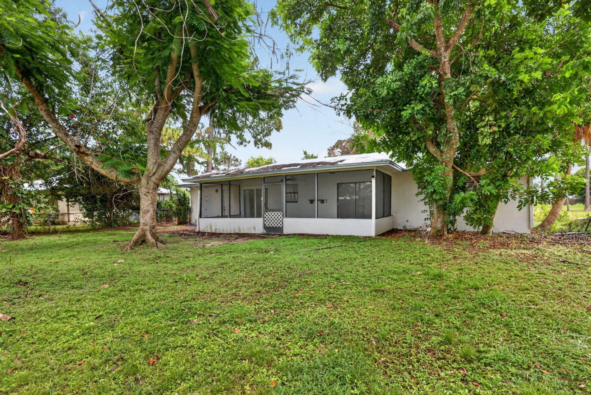 941 SE Atlantus Avenue, Port Saint Lucie, FL 34983 Photo