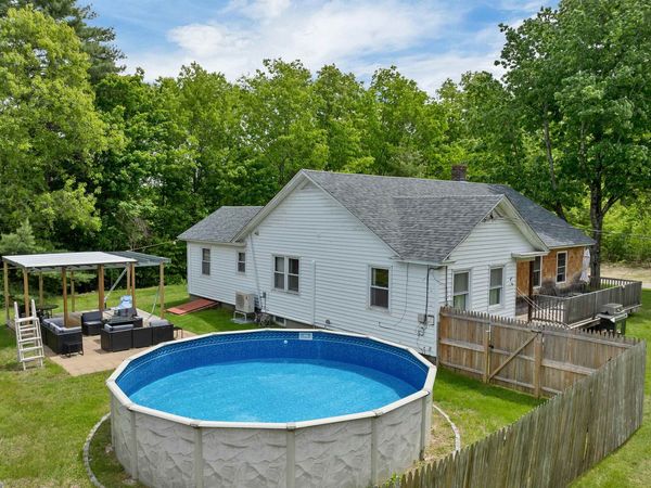 341 Hill Road, Franklin, NH 03235