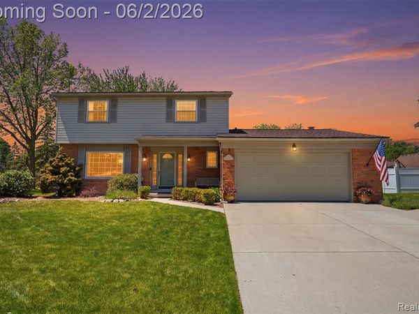 19021 Fairway Street, Livonia, MI 48152