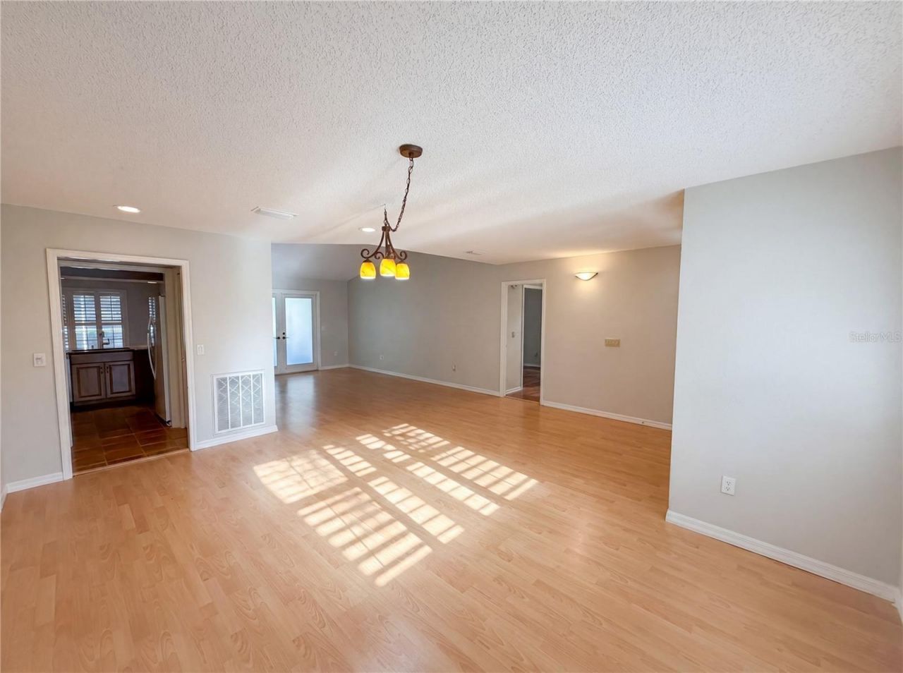 1015 Knollwood Court, Safety Harbor, FL 34695 Photo