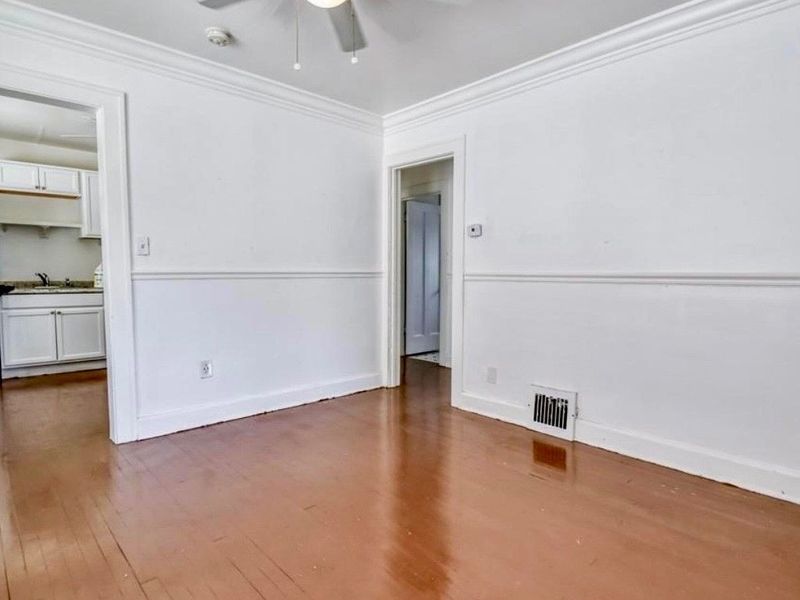 1051 E 171st Street, Cleveland, OH 44119 Photo 13