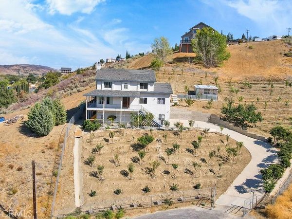 42804 Barnstead Drive, Lake Hughes, CA 93532
