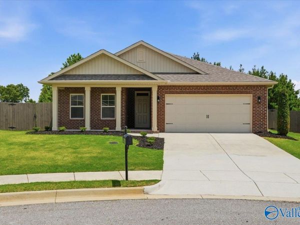 14774 London Lane, Athens, AL 35613
