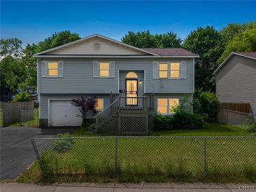 233 W Newell Street, Syracuse, NY 13205