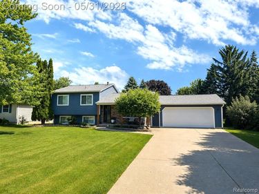 4102 Farner Street, Fenton Twp, MI 48451