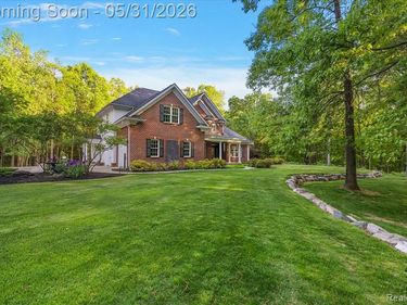 500 Hawk High Hill Road, Metamora Twp, MI 48455
