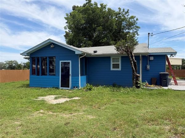 129 Porter Drive , Azle, TX 76020