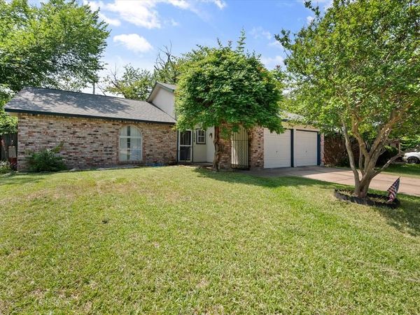 2508 Mardell Drive, Arlington, TX 76016