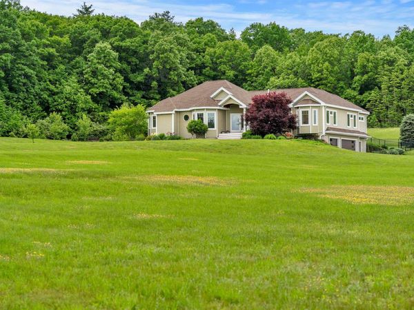 164 Broad Street, Hollis, NH 03049