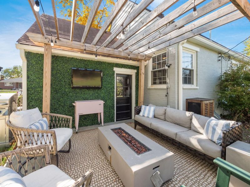Upper Arlington, OH 43221 Photo 44