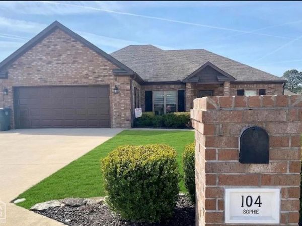 104 Sophie, Brookland, AR 72417