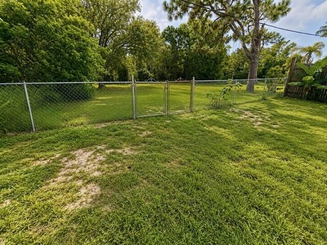 6518 SE Held Court, Stuart, FL 34997 Photo