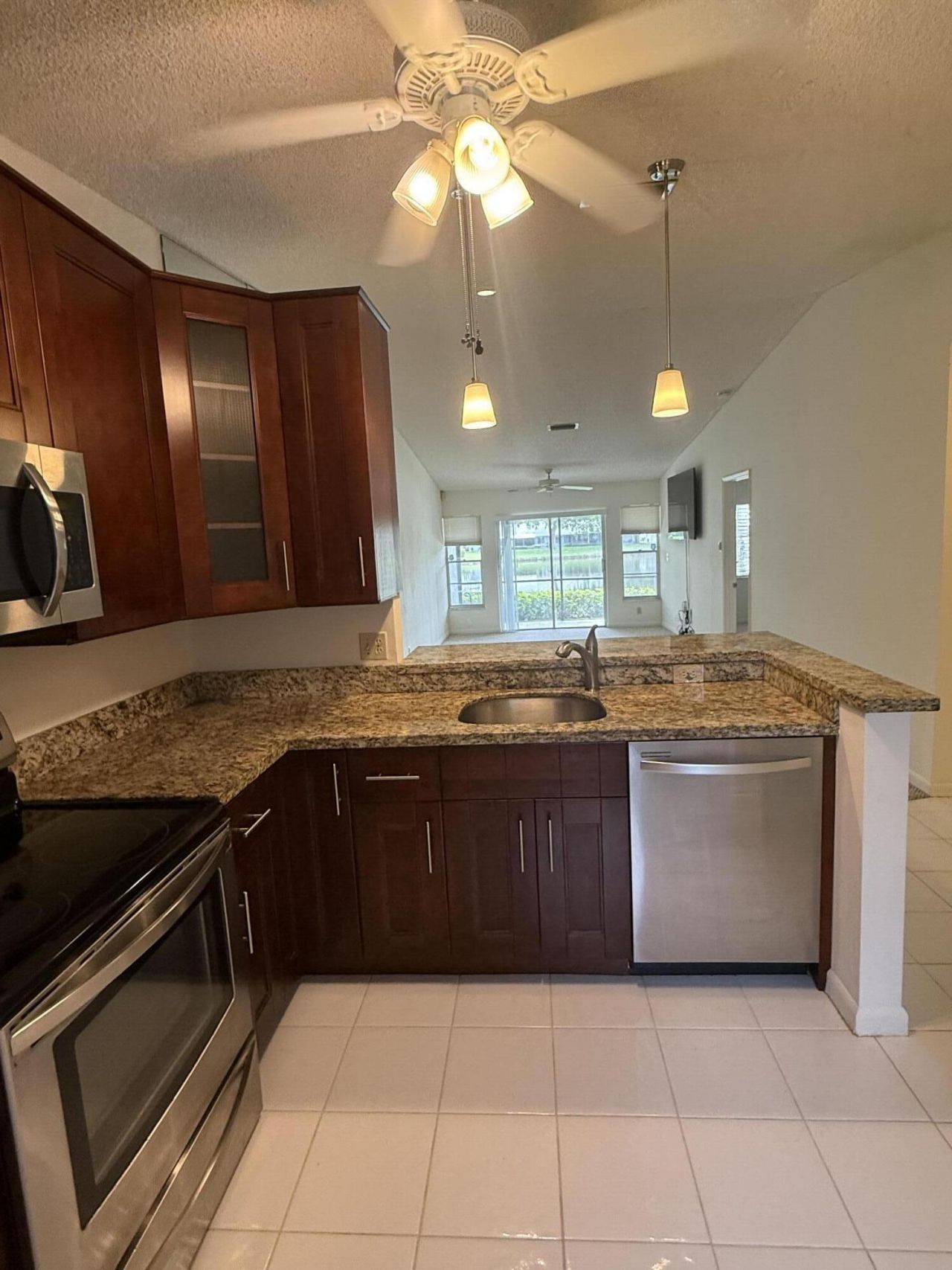 18528 Hidden Way, Boca Raton, FL 33496 Photo