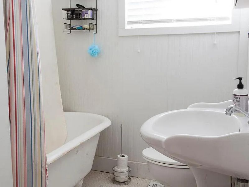 2061 Medway Road Photo 20