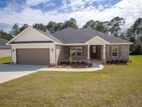 333 Shoal River Drive, Crestview, FL 32539