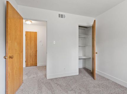 4851 Gibbons Dr, Carmichael, CA 95608 Photo