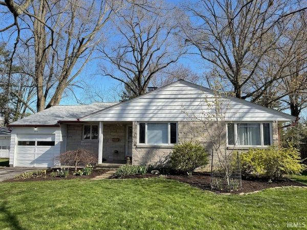 209 S Hillsdale Drive, Bloomington, IN 47408
