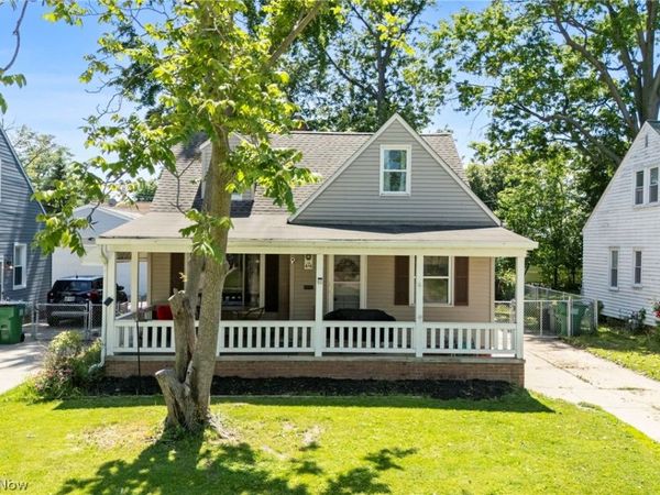 474 E 328th Street , Willowick, OH 44095