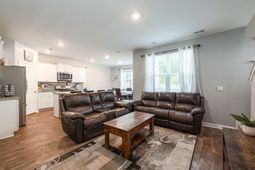 644 Silver Spruce Street photo 4