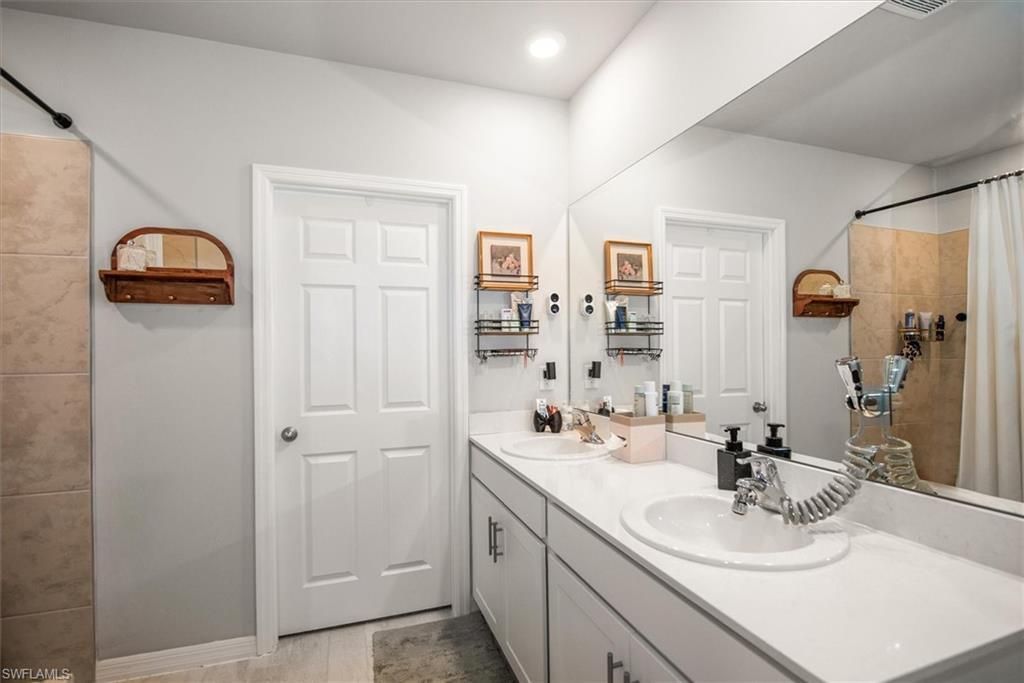 2849 Pillar Coral Ln , North Fort Myers, FL 33903 Photo