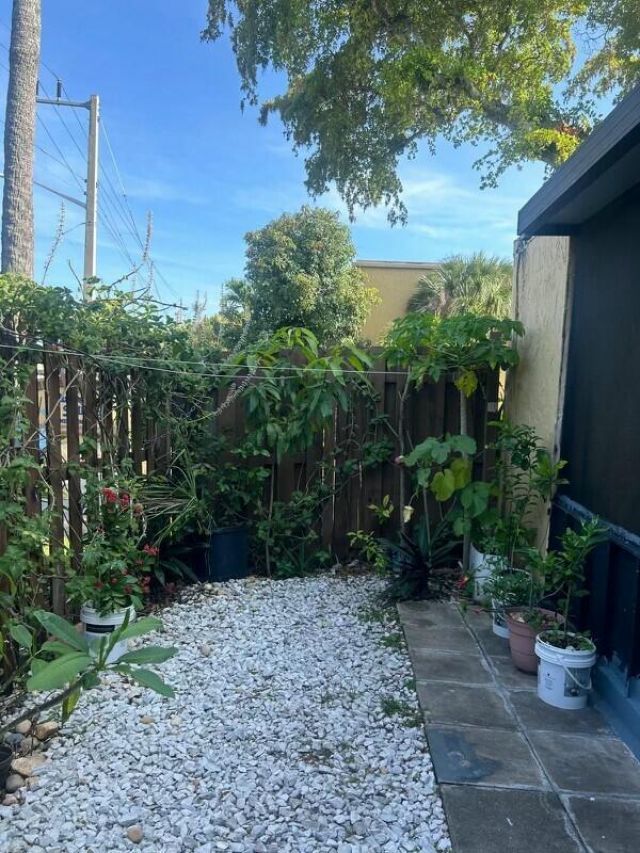 5601 Blueberry Court, Unit 157, Lauderhill, FL 33313 Photo