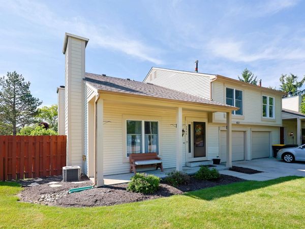 5906 Sawmill Woods Court, Fort Wayne, IN 46835