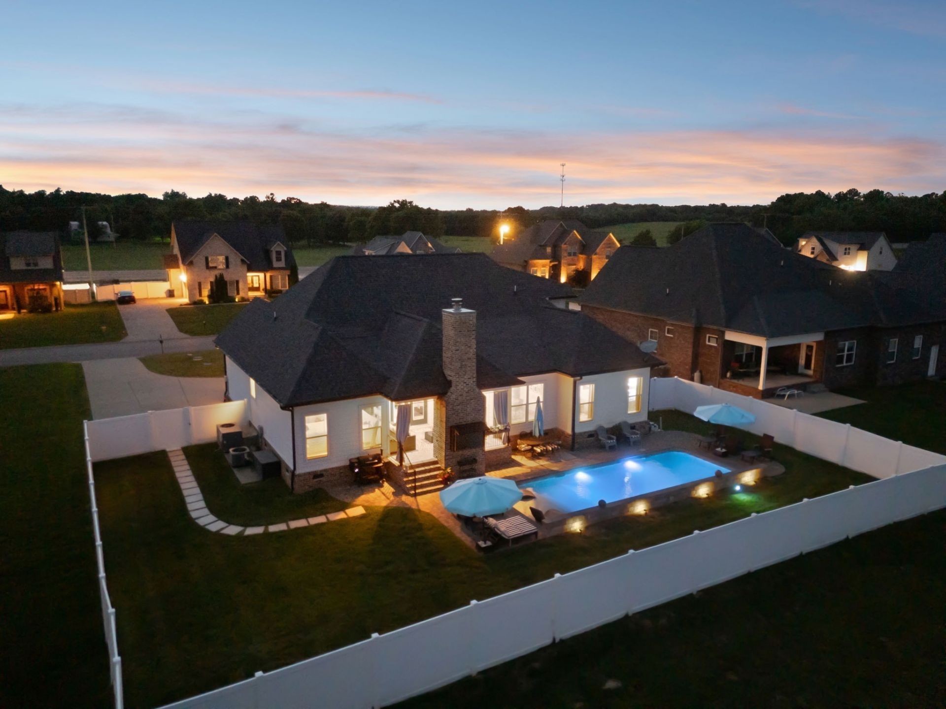 1525 North Side Dr, Murfreesboro, TN 37130 Main Photo
