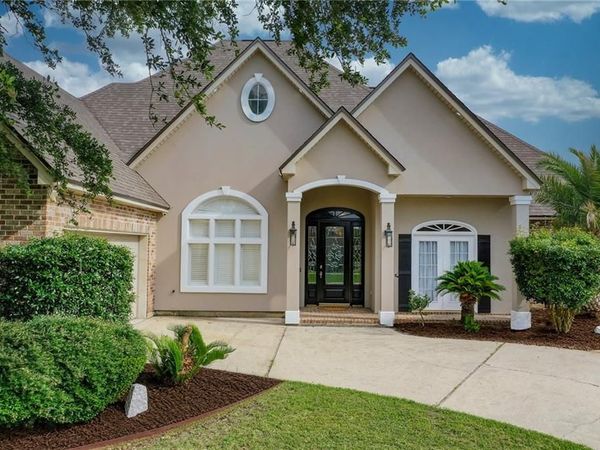 316 W HONORS POINT Court , Slidell, LA 70458