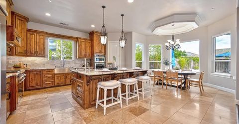 640 Russell Dr, Folsom, CA 95630 Photo