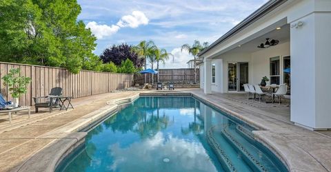 640 Russell Dr, Folsom, CA 95630 Photo