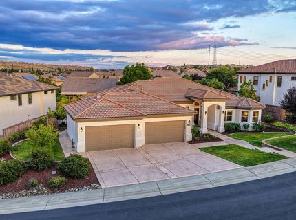 640 Russell Dr, Folsom, CA 95630 Photo