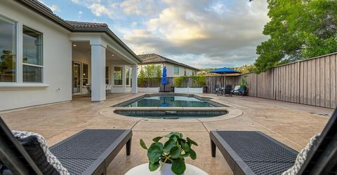 640 Russell Dr, Folsom, CA 95630 Photo