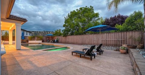 640 Russell Dr, Folsom, CA 95630 Photo