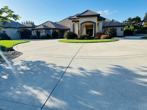 4953 Tudor Rose Gln, Stockton, CA 95212