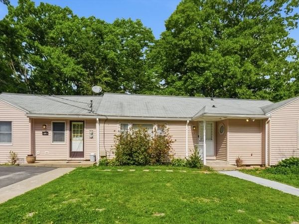 29 Passway Five, Worcester, MA 01602