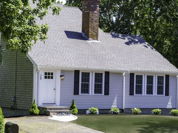28 Seminole Dr, Yarmouth, MA 02675