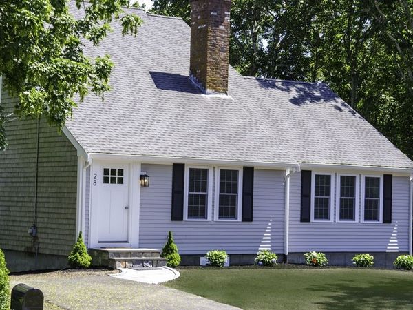 28 Seminole Dr, Yarmouth, MA 02675