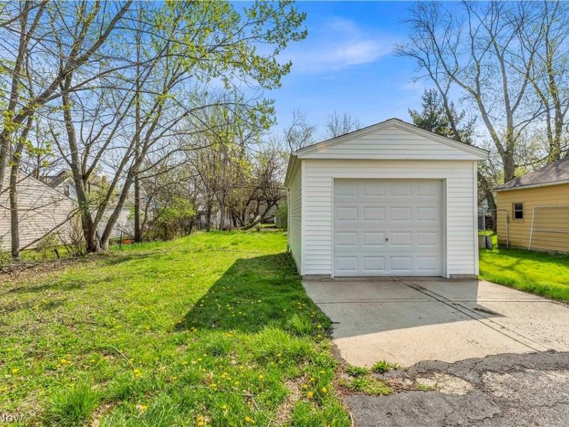 5461 Clement Avenue, Maple Heights, OH 44137 Photo 24