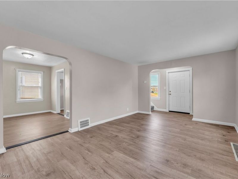 5461 Clement Avenue, Maple Heights, OH 44137 Photo 4