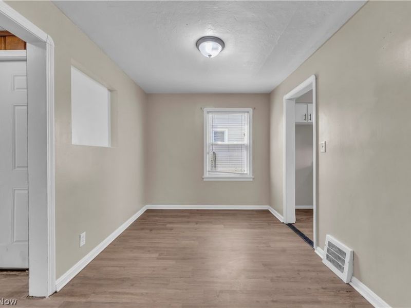 5461 Clement Avenue, Maple Heights, OH 44137 Photo 7