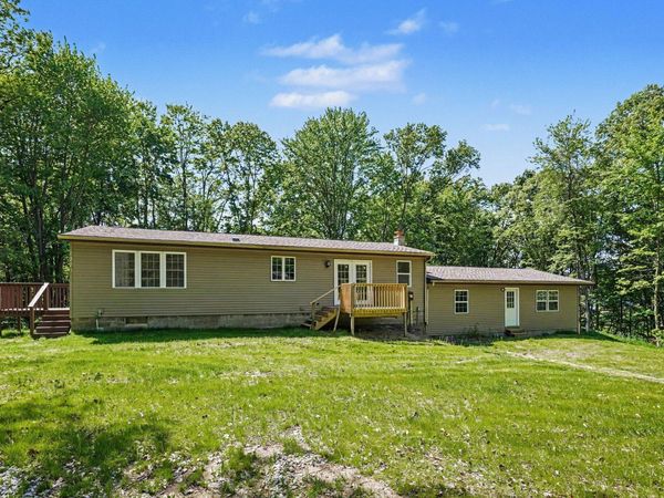 1773 Q Drive N, Battle Creek, MI 49017