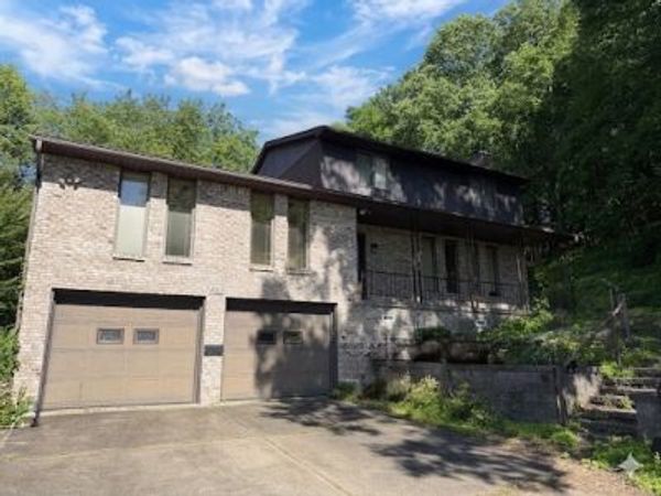 422 Jane Street, Jeannette, PA 15644