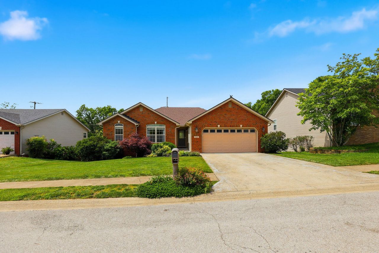 305 Forest Ridge Drive, Frankfort, KY 40601 Main Photo