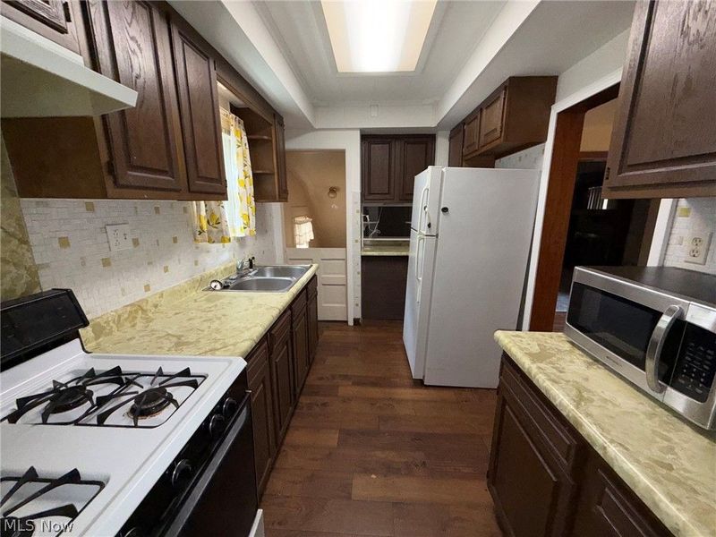 85 Smithsonian Street, Girard, OH 44420 Photo 10