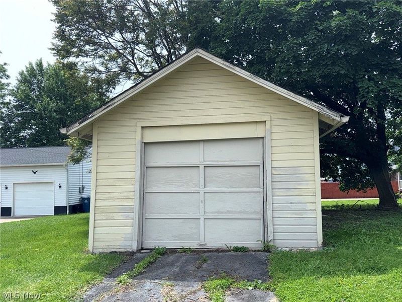 85 Smithsonian Street, Girard, OH 44420 Photo 24