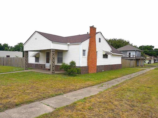 300 S Pine, Ponca City, OK 74601