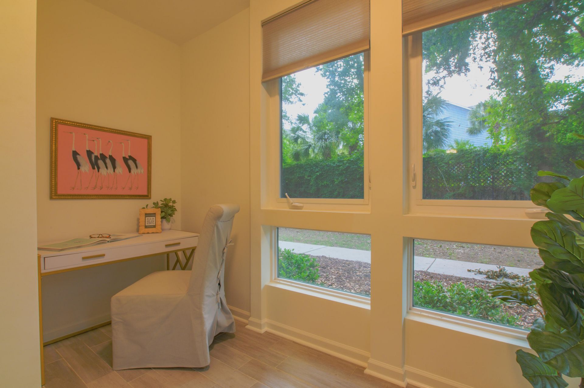266 Alexandra Drive Photo 9