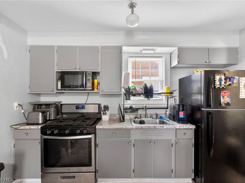 1303 Tremont Avenue SW, Massillon, OH 44647 Photo 12
