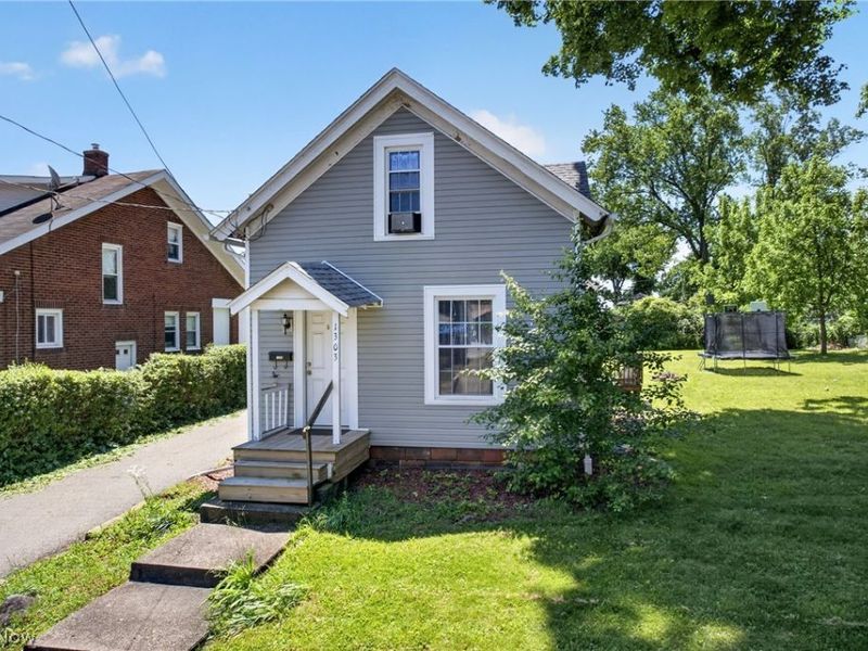 1303 Tremont Avenue SW, Massillon, OH 44647 Photo 2